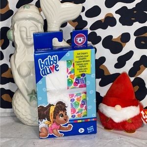 BABY ALIVE BOX OF 4 DIAPERS NWT